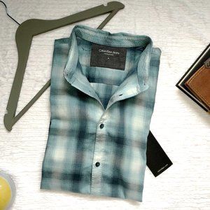 Calvin Klein Button Down Shirt in Blue Plaid